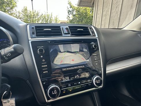 Used 2018 Subaru Outback 2.5i Premium AWD/4WD image 47