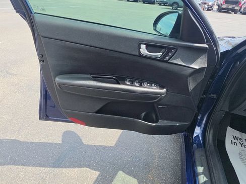 Used 2020 Kia Optima SX FWD image 25