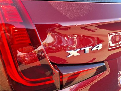 Certified 2023 Cadillac XT4 Luxury w/ Cold Weather Package image 11