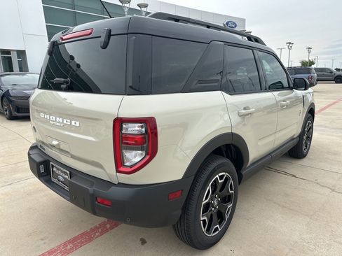 New 2025 Ford Bronco Sport Outer Banks image 42