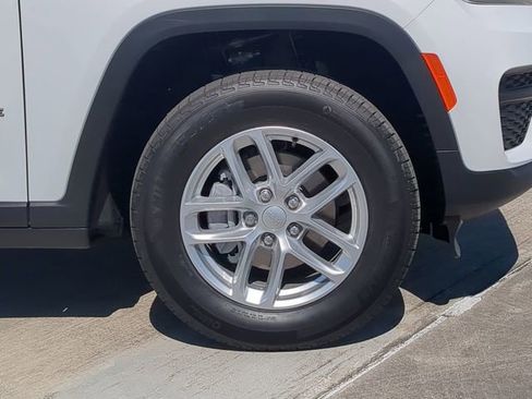 New 2026 Jeep Grand Cherokee Laredo RWD image 11