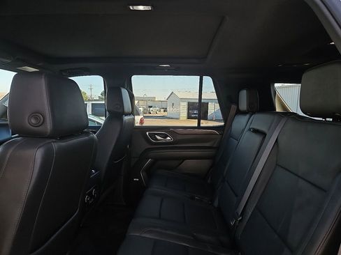 Used 2023 Chevrolet Tahoe Z71 w/ Luxury Package image 17