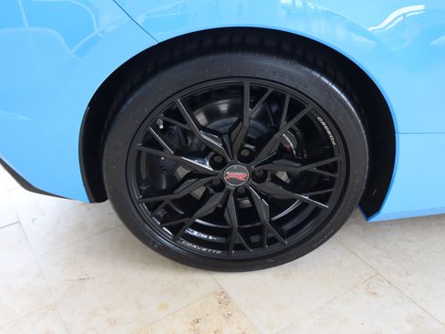 Used 2023 Chevrolet Corvette Stingray Premium Cpe w/ Z51 Performance Package RWD image 37