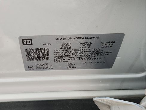 Used 2024 Buick Encore GX Avenir w/ Avenir Technology Package AWD/4WD image 25