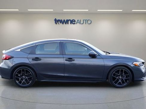 Used 2024 Honda Civic Sport Touring image 8