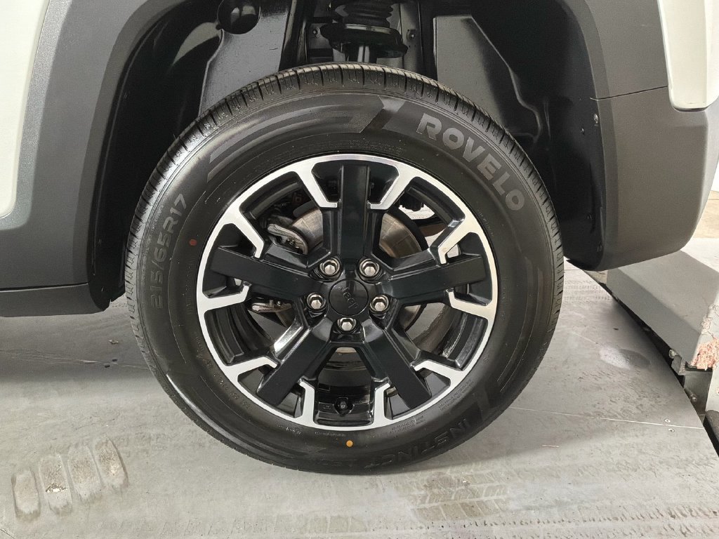 Certified 2023 Jeep Renegade Trailhawk AWD/4WD image 10
