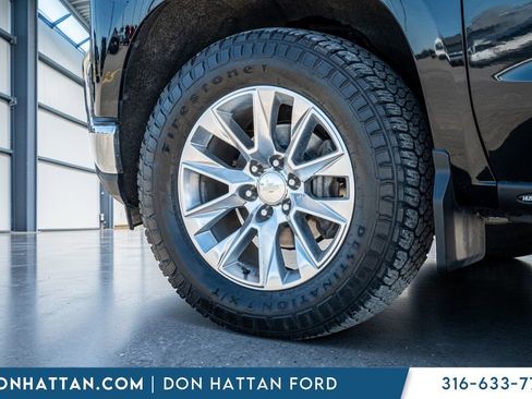 Used 2019 Chevrolet Silverado 1500 LTZ image 36