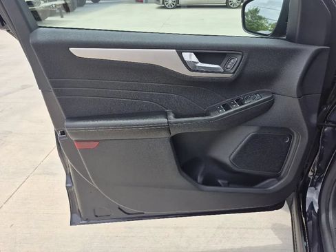 Used 2021 Ford Escape SEL FWD image 11