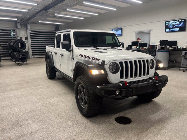 Used 2023 Jeep Gladiator Rubicon w/ Cold Weather Group AWD/4WD image 3