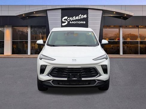 Certified 2024 Buick Encore GX Preferred AWD/4WD image 8