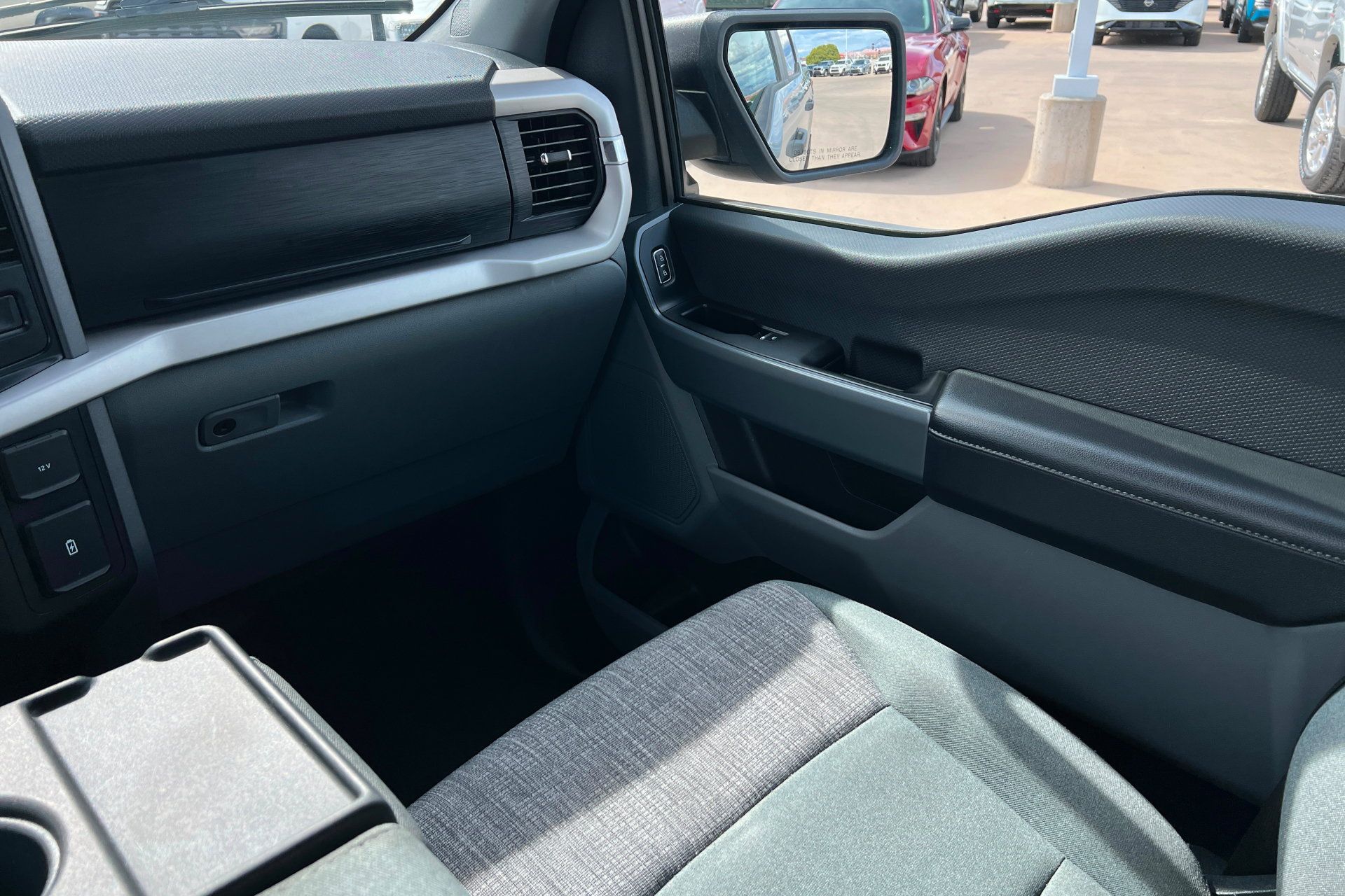 Used 2023 Ford F150 XLT AWD/4WD image 10