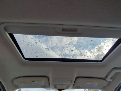 Used 2021 Ford EcoSport SE image 28