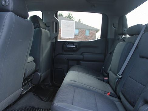 Used 2019 Chevrolet Silverado 1500 Custom Trail Boss w/ Custom Convenience Package image 31