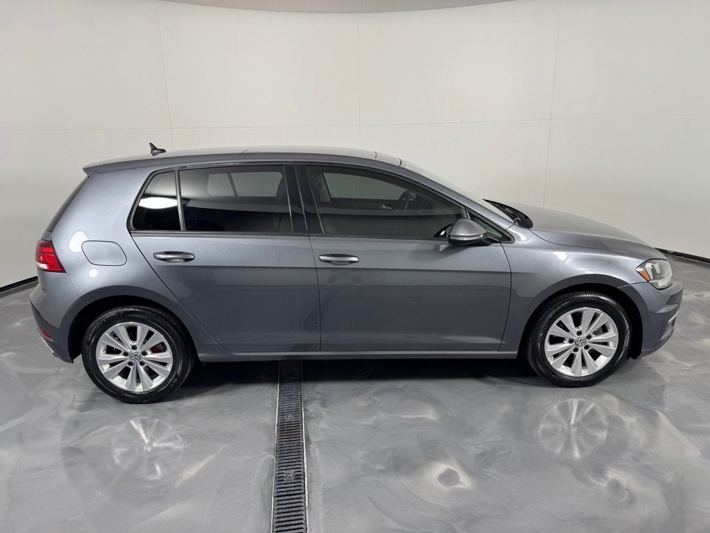 Used 2021 Volkswagen Golf 4-Door FWD image 4