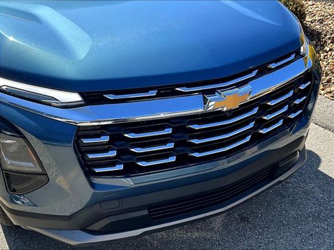 Used 2026 Chevrolet Equinox LT image 30