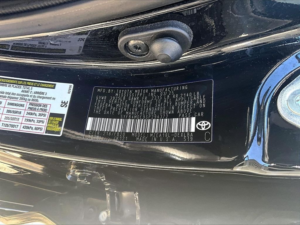 Used 2025 Toyota Corolla LE FWD image 36