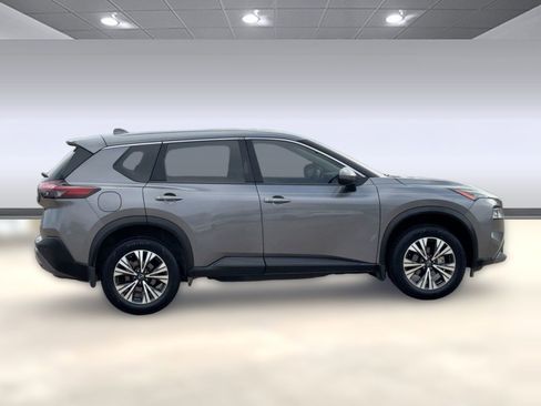 Used 2023 Nissan Rogue SV image 8