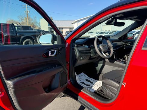 Used 2023 Jeep Compass Trailhawk w/ Trailer Tow Group image 12