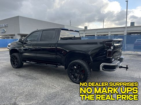 Used 2020 Chevrolet Silverado 1500 LT w/ Texas Edition RWD image 5