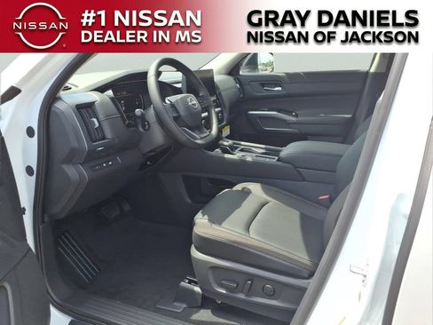 New 2026 Nissan Pathfinder SL FWD image 24