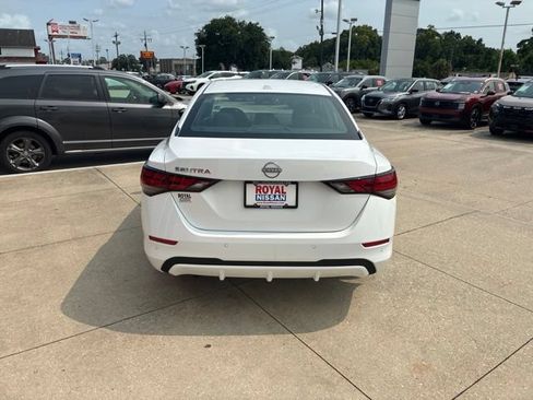 Used 2025 Nissan Sentra SV w/ All-Weather Package FWD image 6