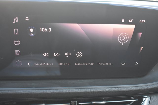 Used 2024 Buick Envista Sport Touring w/ Experience Buick Package FWD image 24