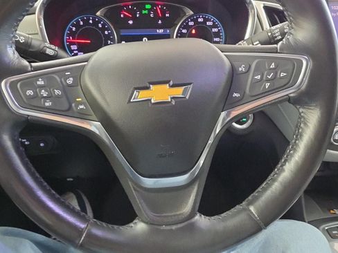 Used 2019 Chevrolet Equinox Premier AWD/4WD image 8