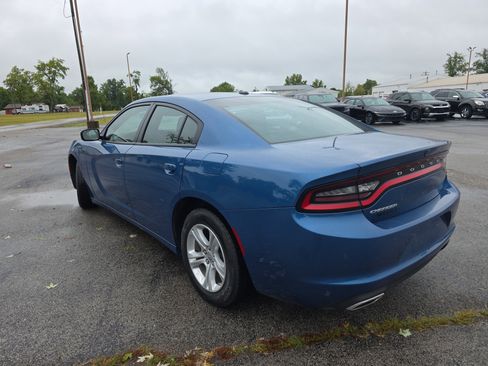 Used 2022 Dodge Charger SXT image 3