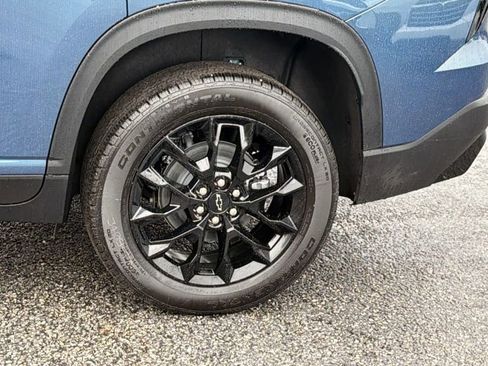 New 2026 Chevrolet Traverse LT w/ Midnight/Sport Edition image 9