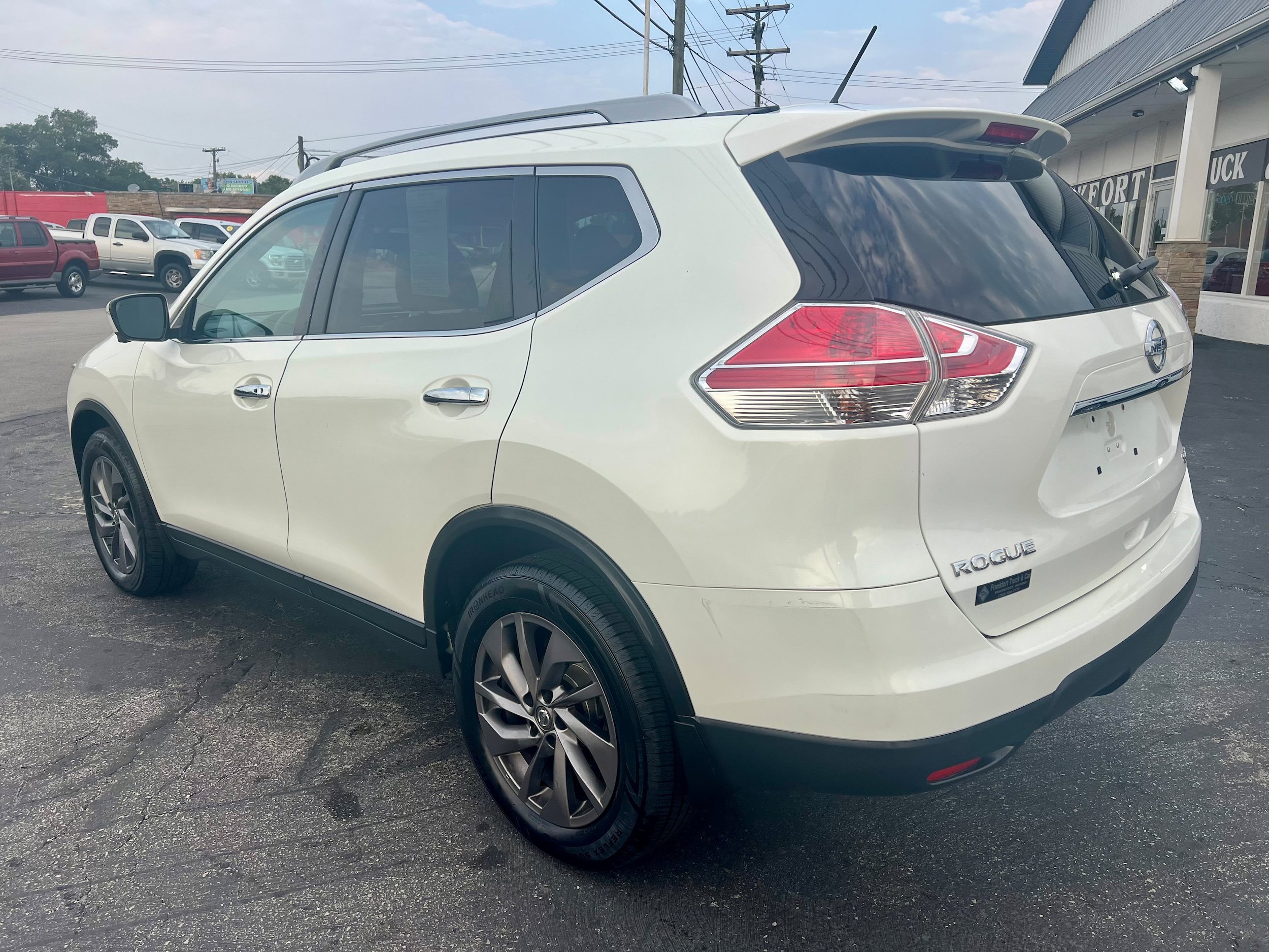 Used 2016 Nissan Rogue SL w/ SL Premium Package AWD/4WD image 7