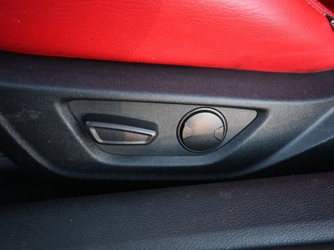 Used 2020 Ford Mustang Coupe RWD image 22