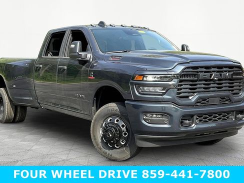 New 2026 RAM 3500 Big Horn AWD/4WD image 3
