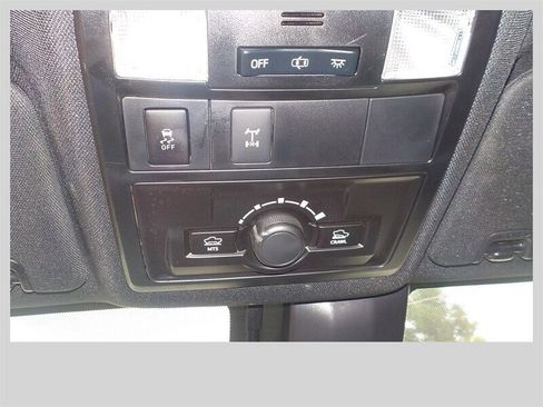 Used 2019 Toyota Tacoma TRD Off-Road image 30