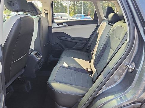 New 2025 Volkswagen Taos SE image 8
