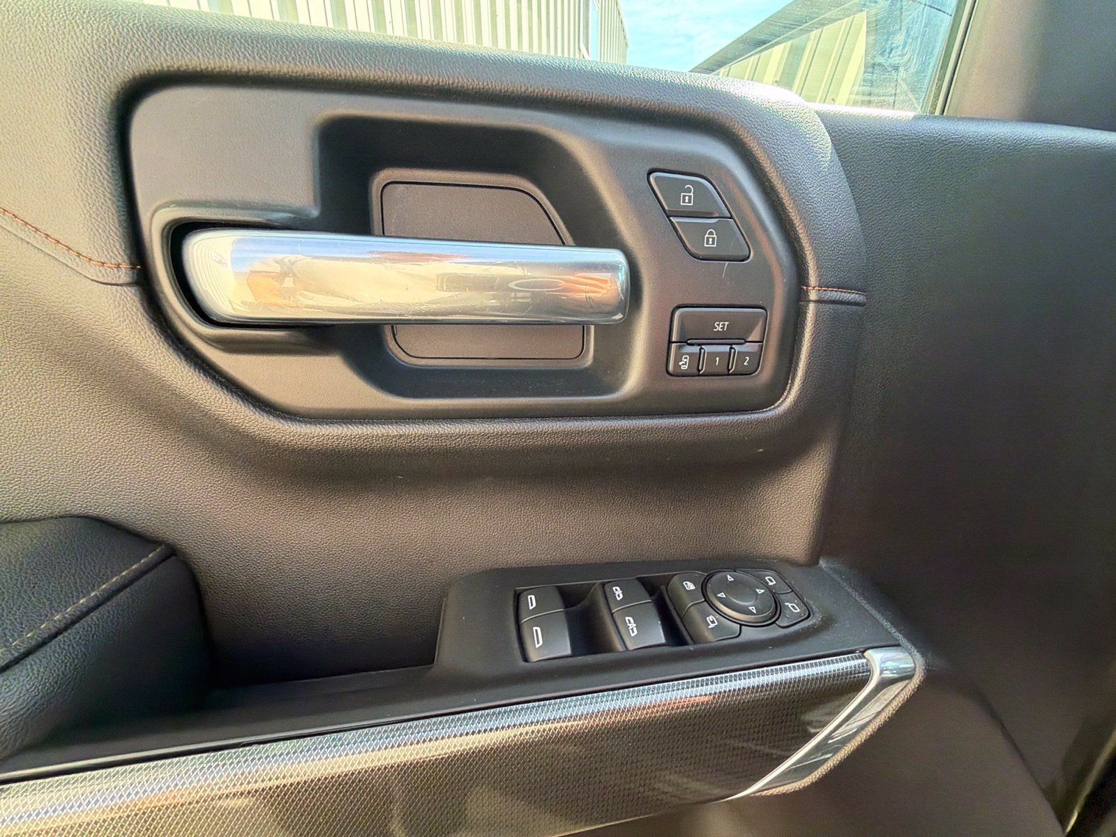 Used 2020 GMC Sierra 1500 AT4 w/ AT4 Premium Package AWD/4WD image 12