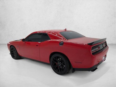Used 2015 Dodge Challenger SRT Hellcat image 8