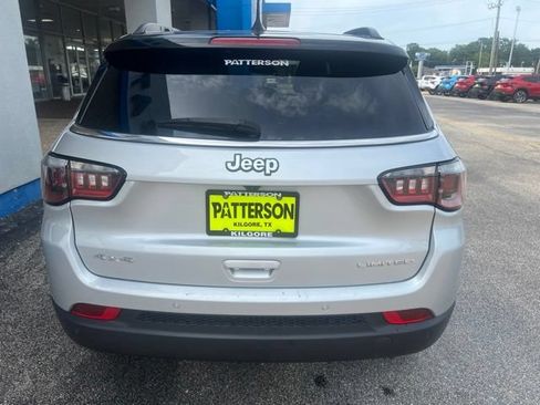 Used 2025 Jeep Compass Limited AWD/4WD image 9