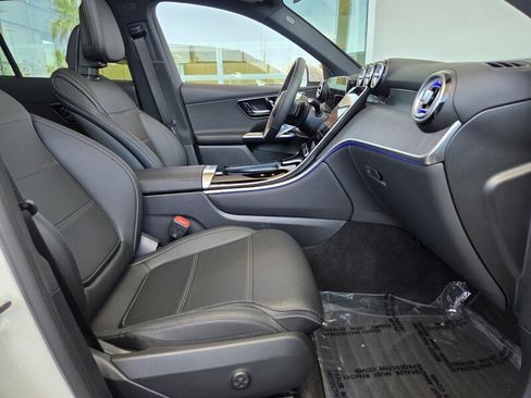Certified 2026 Mercedes-Benz GLC 300 4MATIC image 19