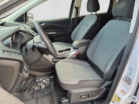 Used 2016 Ford Escape SE FWD image 15