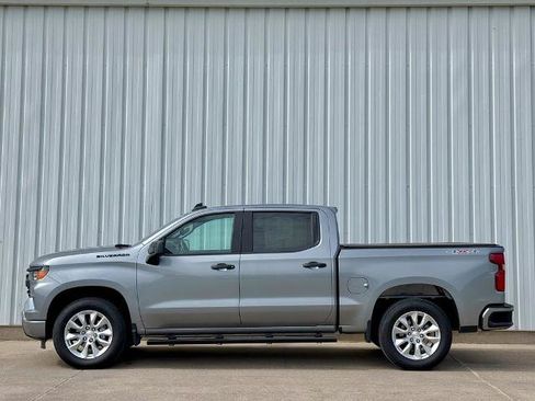 Used 2023 Chevrolet Silverado 1500 Custom w/ LPO, Dark Essentials Package AWD/4WD image 3