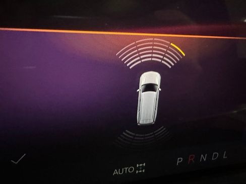 Used 2025 Cadillac Escalade Sport w/ Touring Package image 19