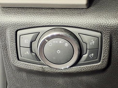 Used 2019 Ford F250 Lariat w/ Lariat Ultimate Package image 18