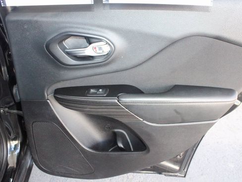 Used 2014 Jeep Cherokee Latitude image 53