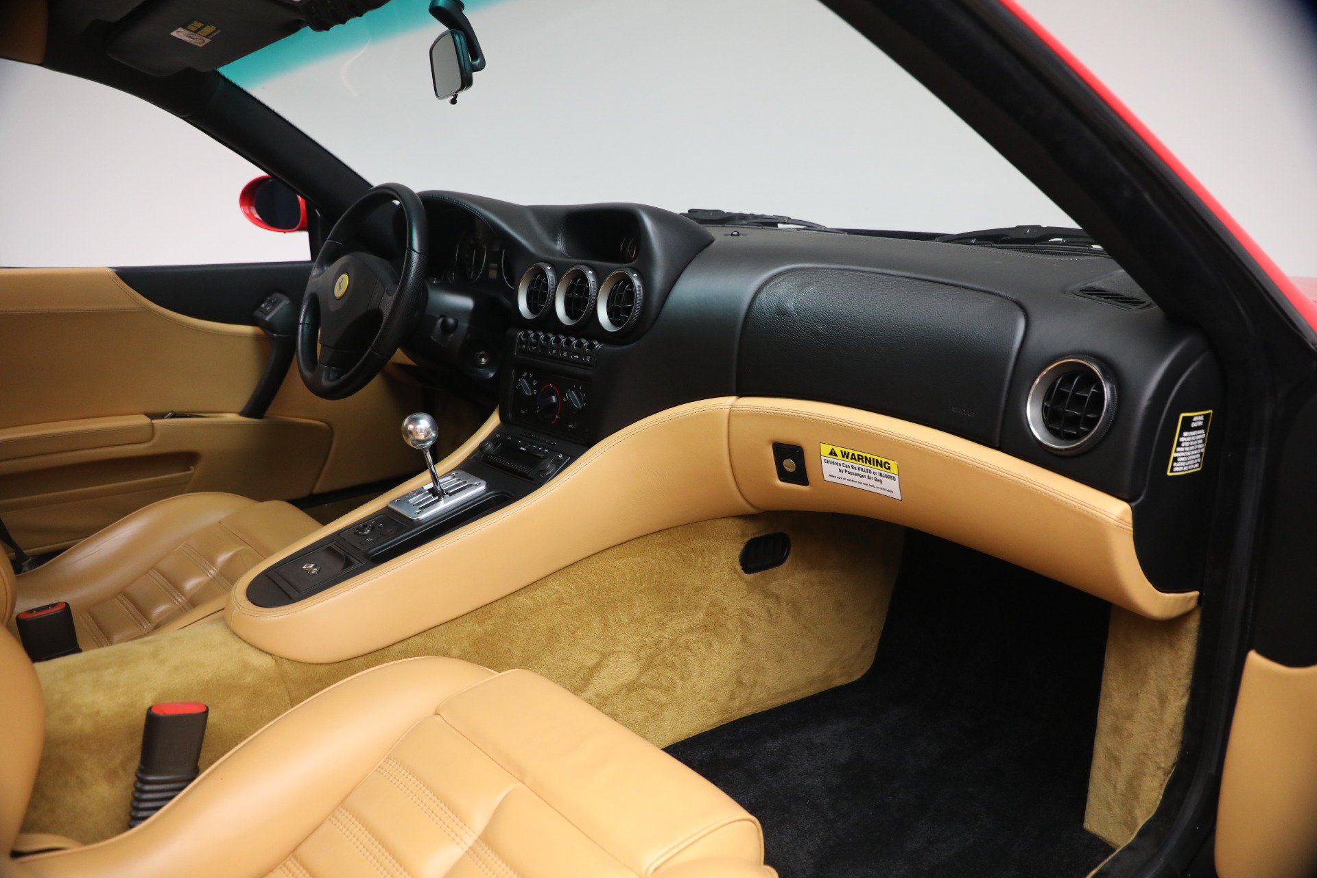 Used 2000 Ferrari 550 Maranello Coupe RWD image 18