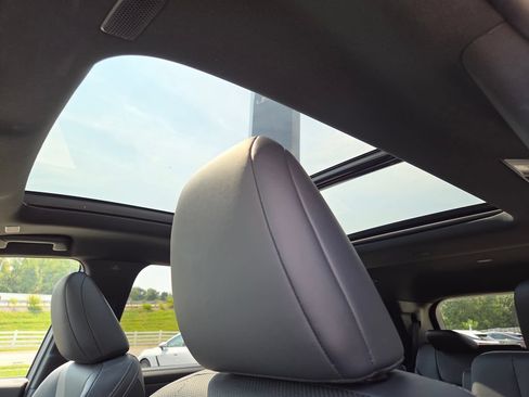 Used 2025 Lexus TX 350 AWD w/ Technology Package image 8