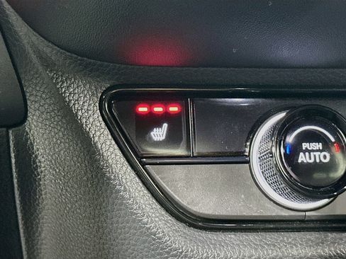 Used 2025 Honda HR-V Sport image 19