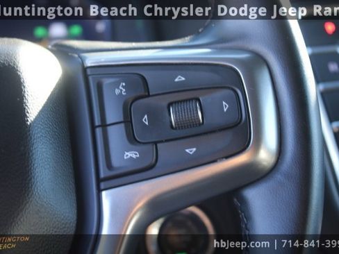 Used 2024 Chevrolet Suburban LT image 17