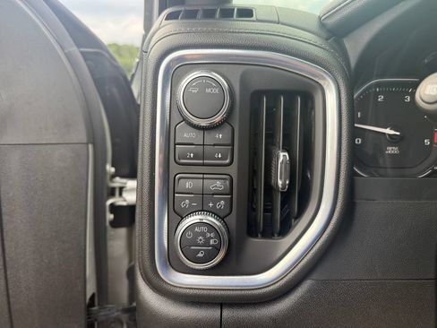 Used 2022 GMC Sierra 2500 Denali AWD/4WD image 18