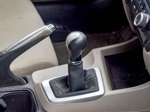 Used 2013 Honda Civic LX image 9