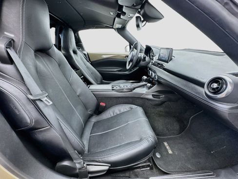 Used 2023 MAZDA MX-5 Miata Grand Touring RWD image 18